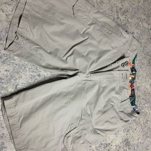 Men’s Lululemon Cargo Shorts Medium